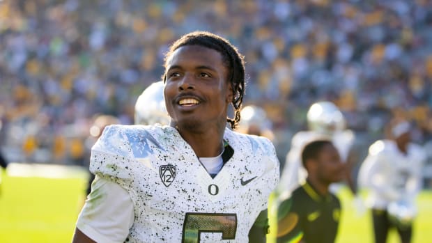 Nov 18, 2023; Tempe, Arizona, USA; Oregon Ducks defensive back Khyree Jackson (5) against the Arizona State Sun Devils at Mountain America Stadium. Mandatory Credit: Mark J. Rebilas-USA TODAY Sports